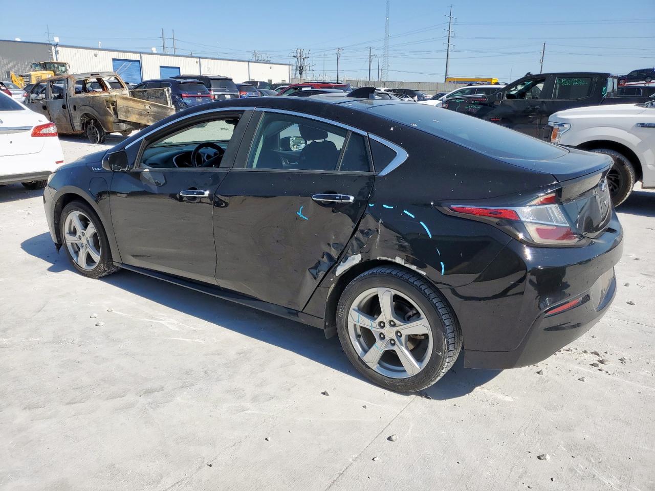 1g1rc6s55hu103079 1G1RC6S55HU103079 2017 Chevrolet Volt Lt