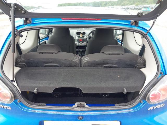 2010 TOYOTA AYGO BLUE