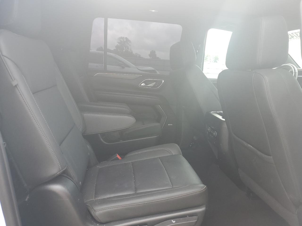 2022 Chevrolet Suburban K1500 Lt VIN: 1GNSKCKD9NR304796 Lot: 63745015