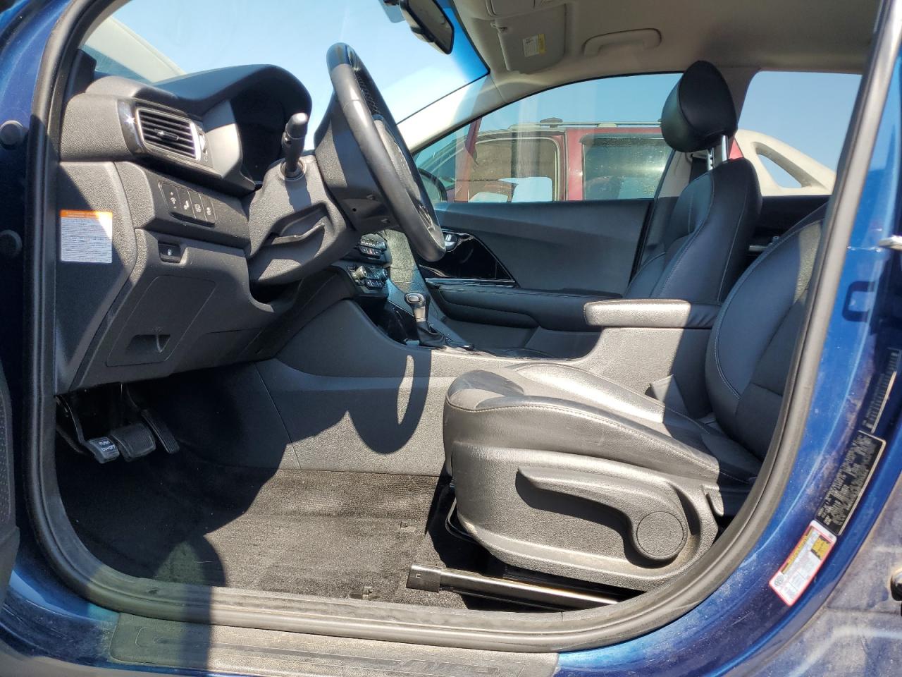 2019 Kia Niro Ex VIN: KNDCC3LC2K5275354 Lot: 64783865