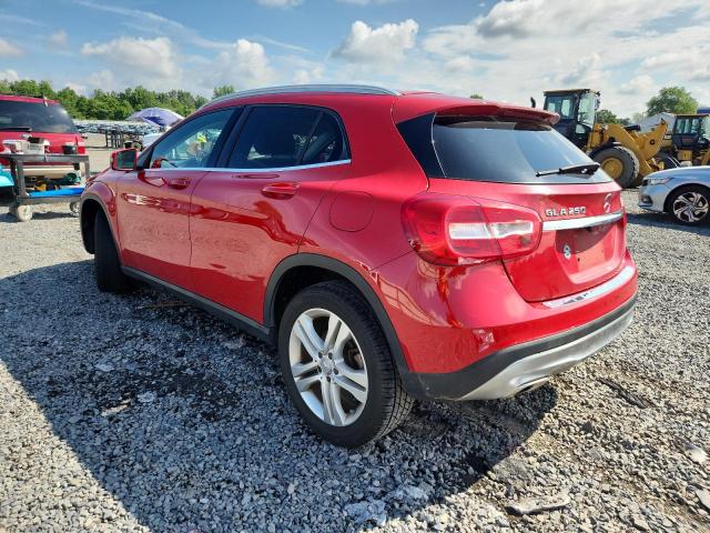  MERCEDES-BENZ GLA-CLASS 2015 Czerwony