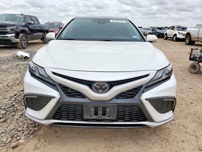  TOYOTA CAMRY 2022 White