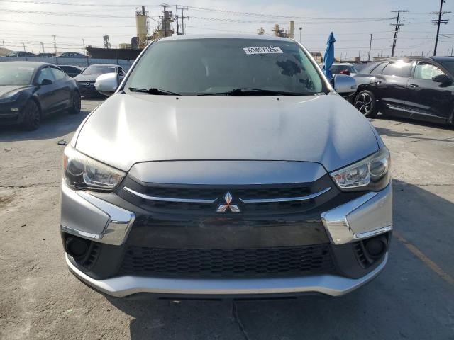  MITSUBISHI OUTLANDER 2019 Srebrny