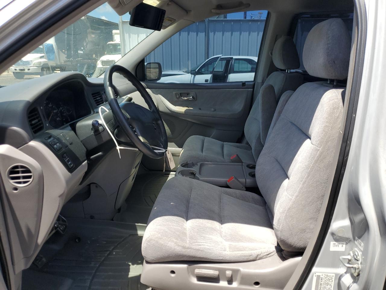 2001 Honda Odyssey Ex VIN: 2HKRL186X1H596087 Lot: 64673945