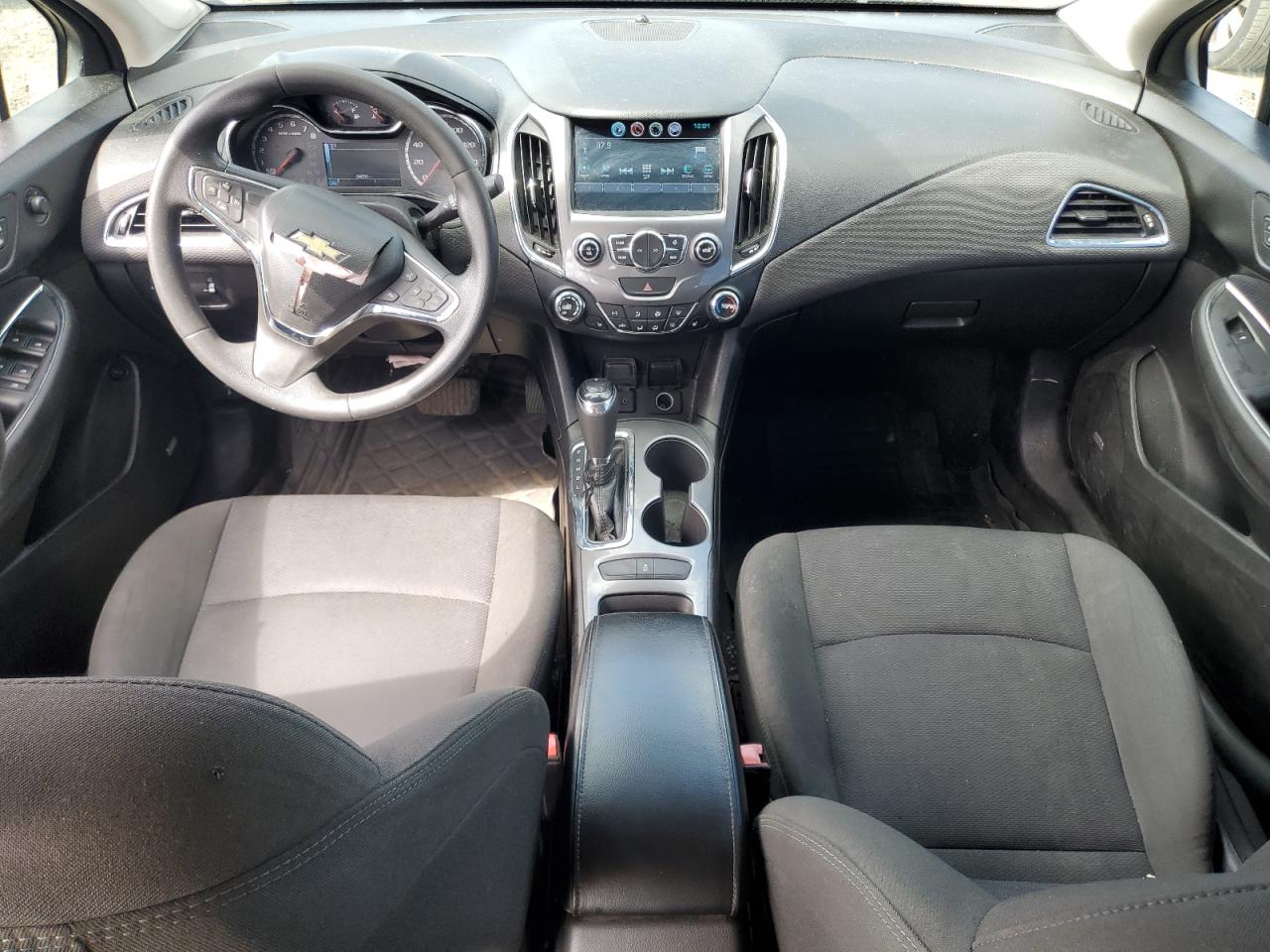 2018 Chevrolet Cruze Lt VIN: 1G1BE5SM5J7198485 Lot: 64898275