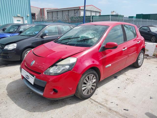 2011 RENAULT CLIO I-MUS for sale at Copart ROCHFORD