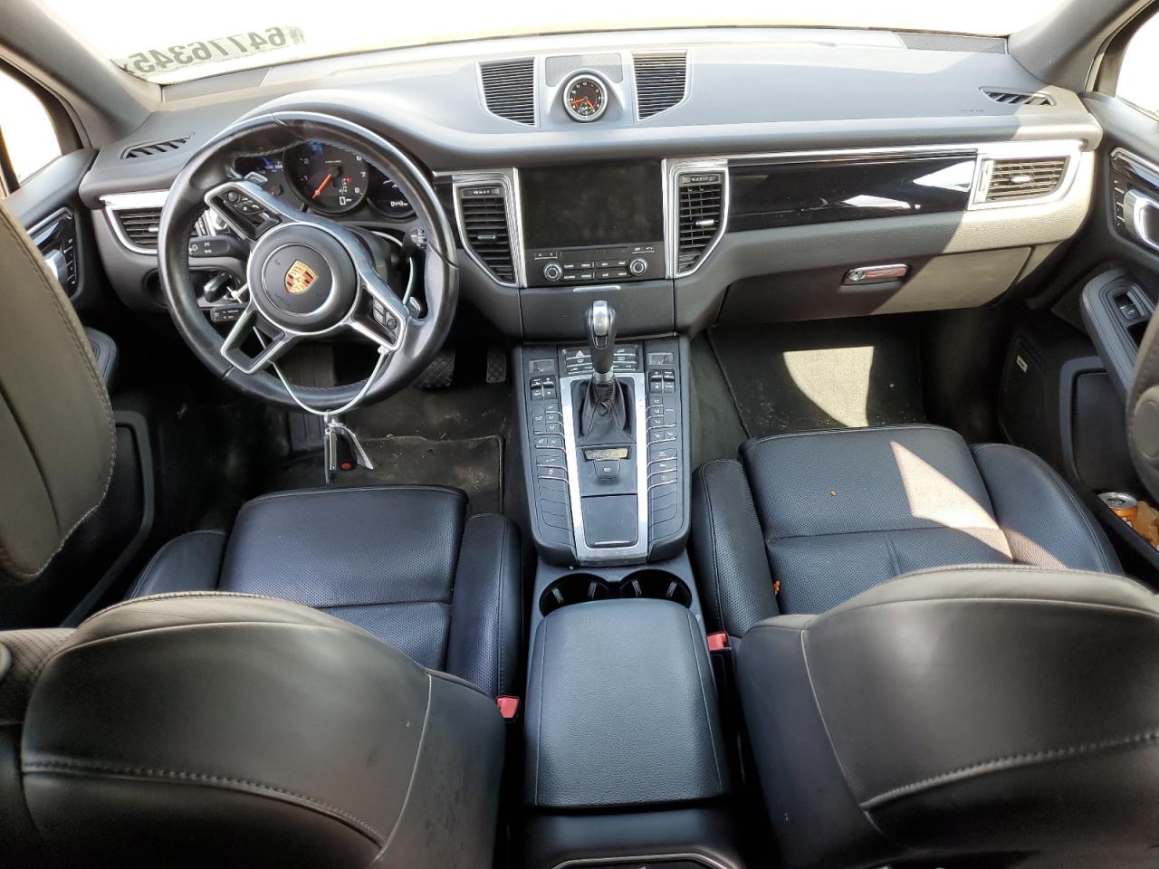 2017 Porsche Macan VIN: WP1AA2A54HLB83127 Lot: 64776345