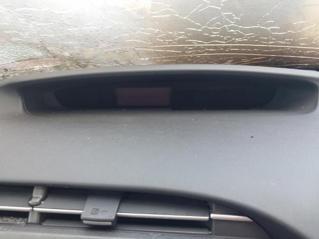 2010 TOYOTA PRIUS T4 V