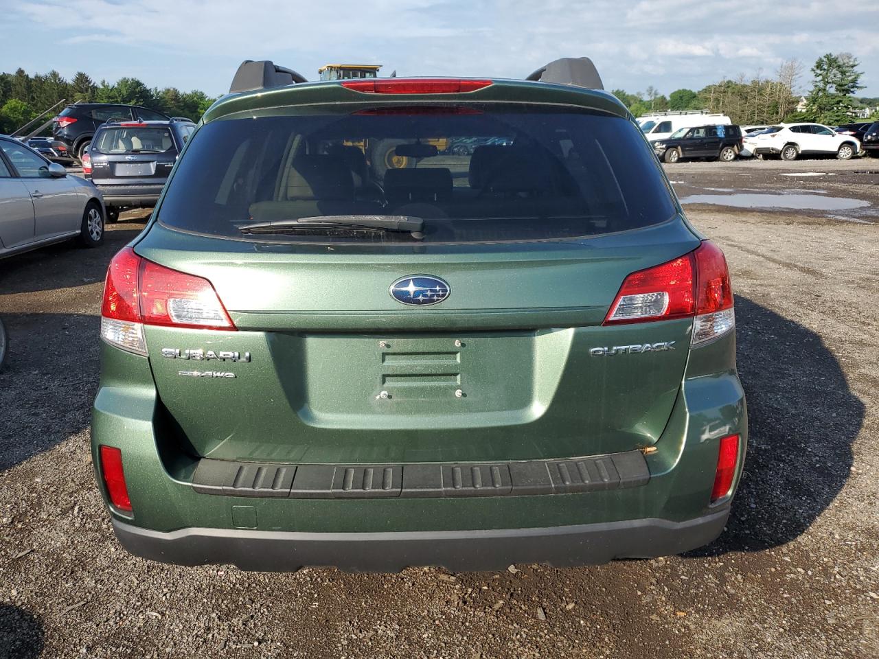 2010 Subaru Outback 2.5I Premium VIN: 4S4BRBGC9A3379232 Lot: 65322405