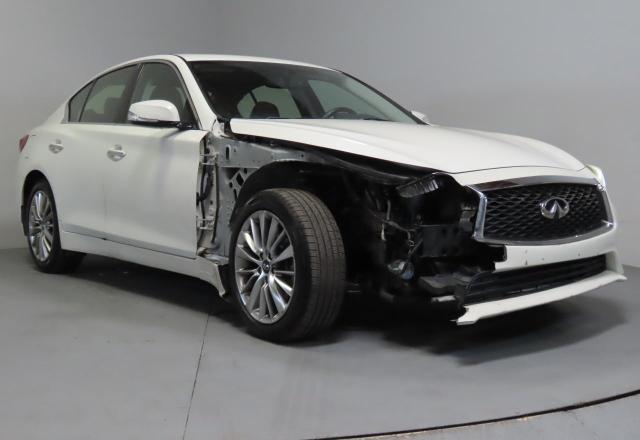  INFINITI Q50 2018 Biały