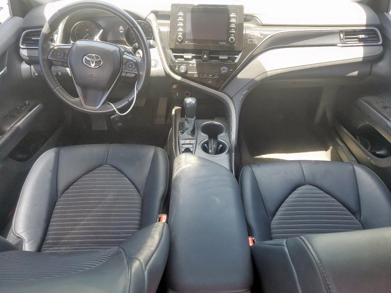  TOYOTA CAMRY 2022 Silver
