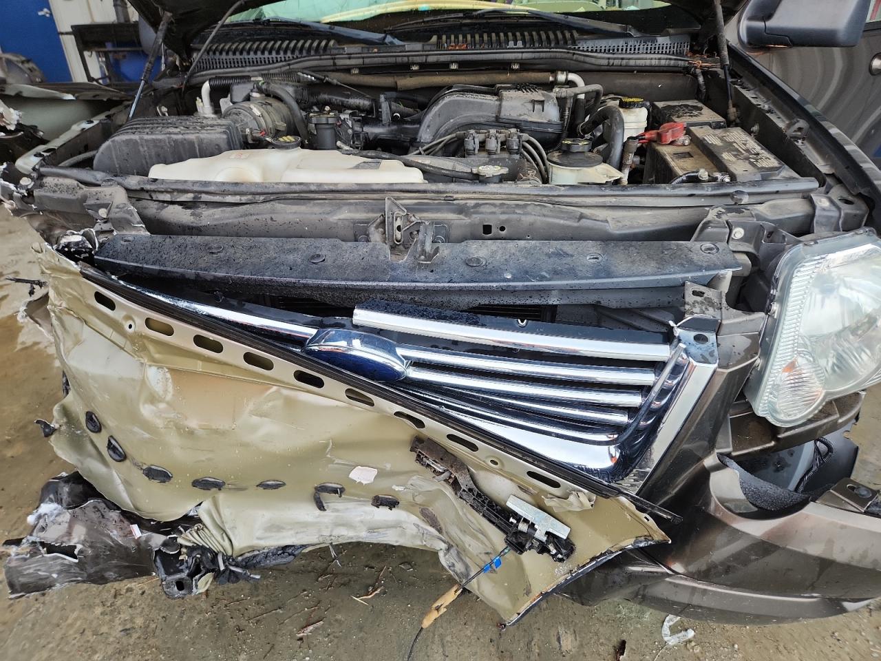 2008 Ford Explorer Xlt VIN: 1FMEU73E58UA45705 Lot: 64393725