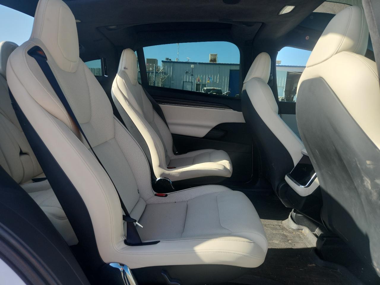 2022 Tesla Model X VIN: 7SAXCBE65NF353098 Lot: 64059735