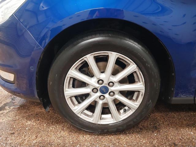 2017 FORD GALAXY TIT