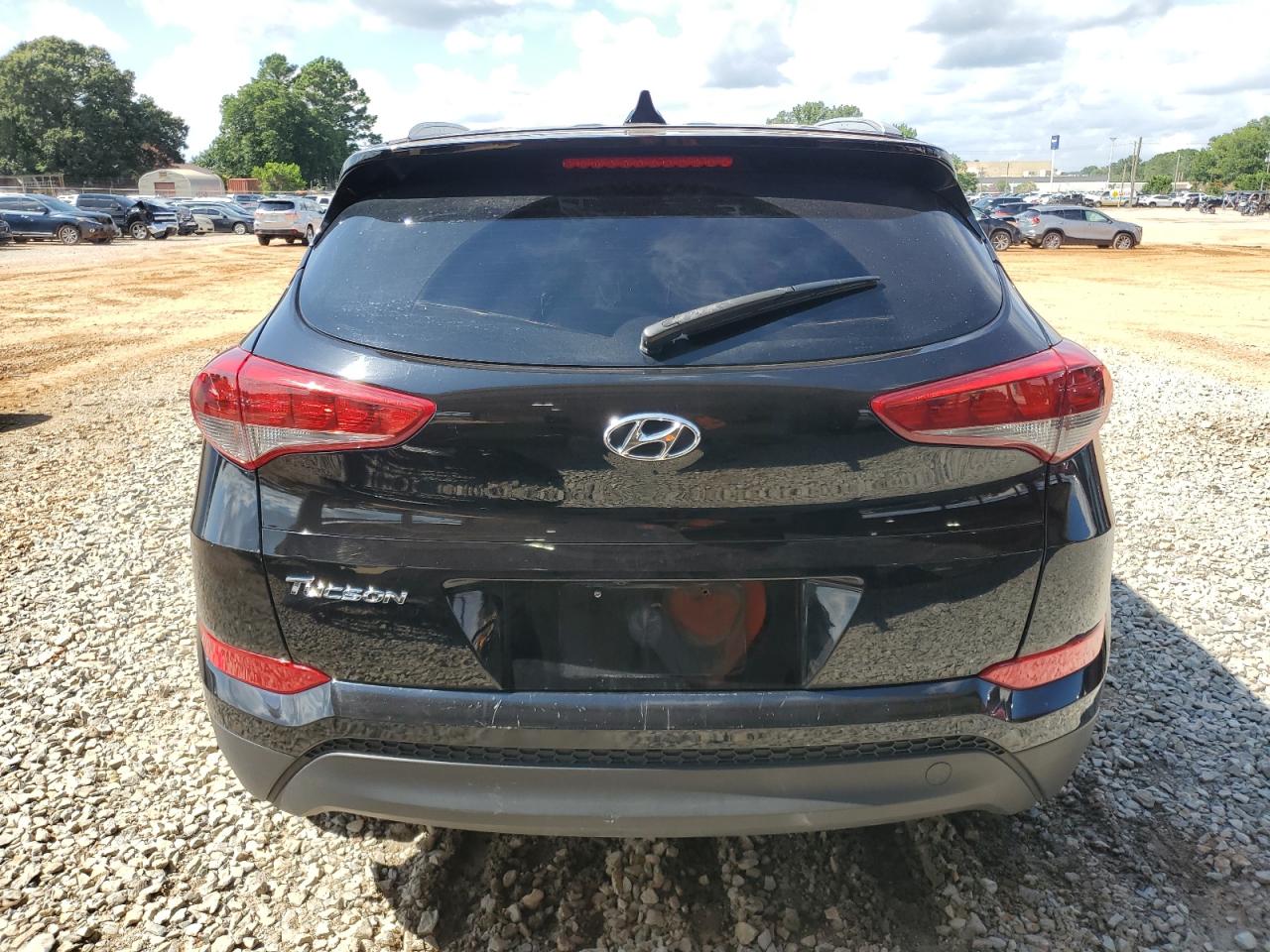 2018 Hyundai Tucson Sel VIN: KM8J33A48JU688592 Lot: 64457355