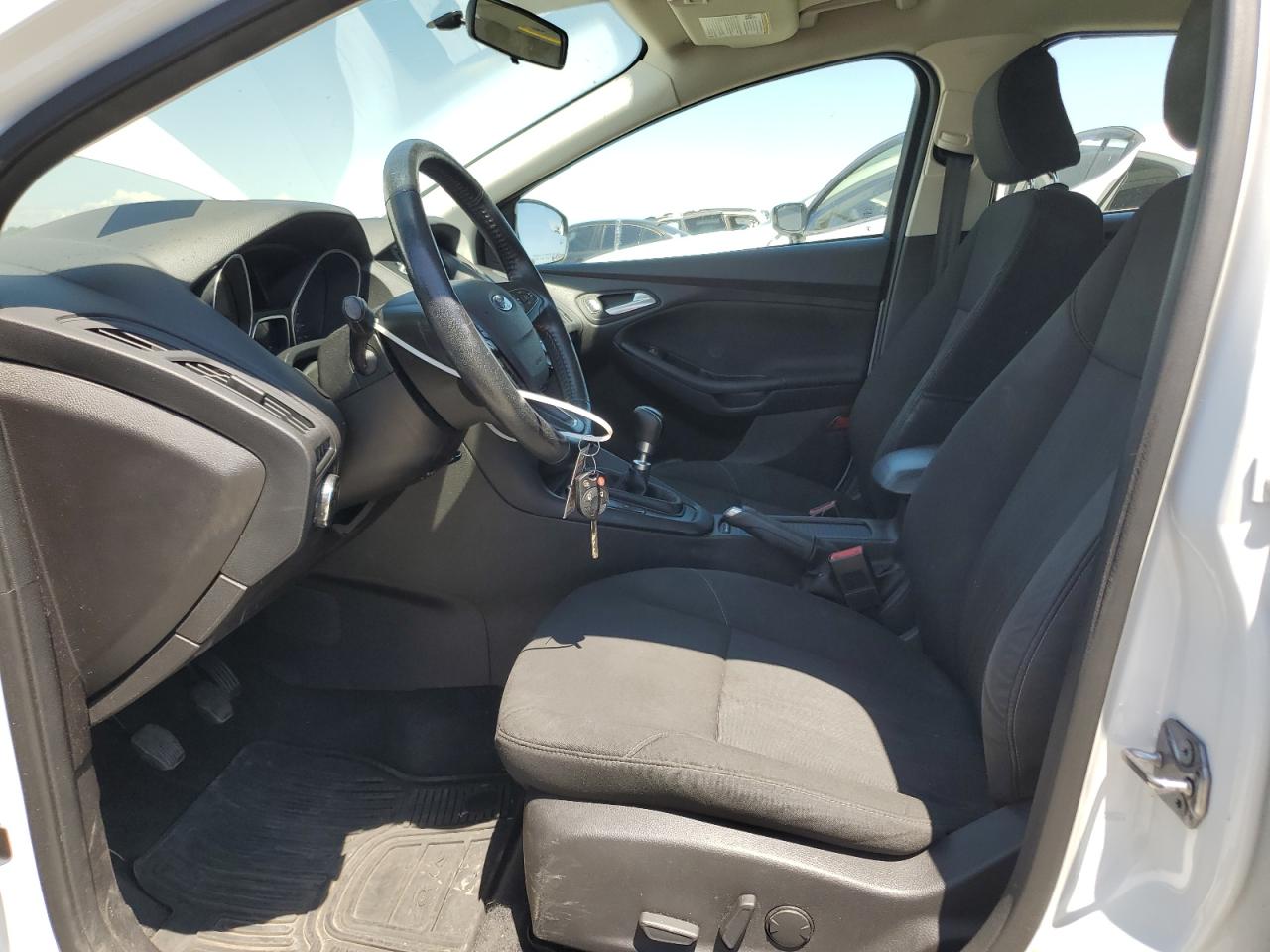 2016 Ford Focus Se VIN: 1FADP3KE8GL201246 Lot: 63437865