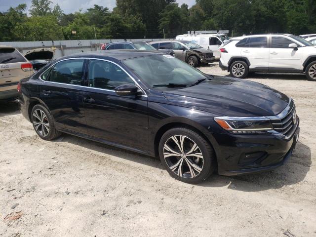  VOLKSWAGEN PASSAT 2021 Черный
