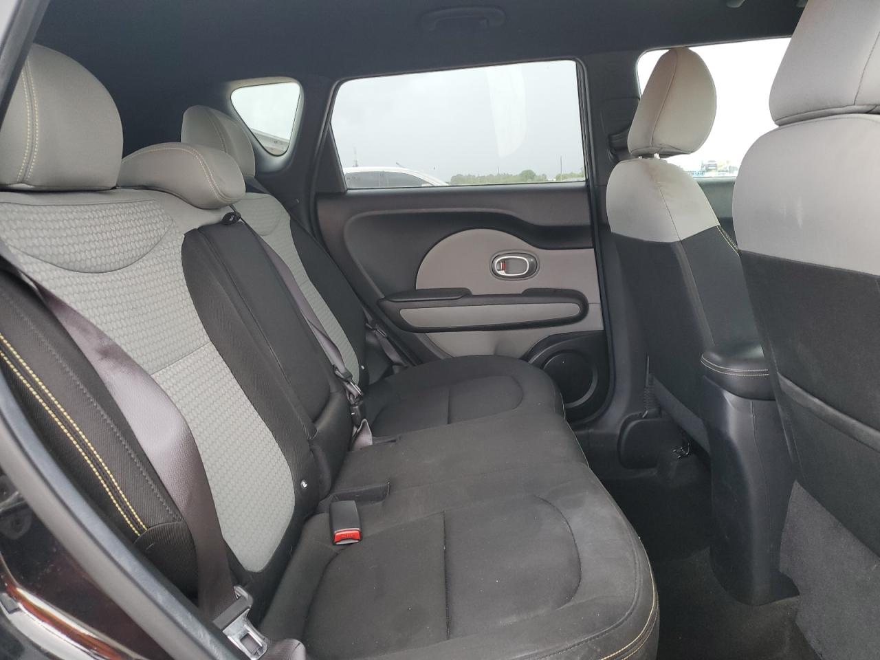 2016 Kia Soul + VIN: KNDJP3A52G7365924 Lot: 64603985