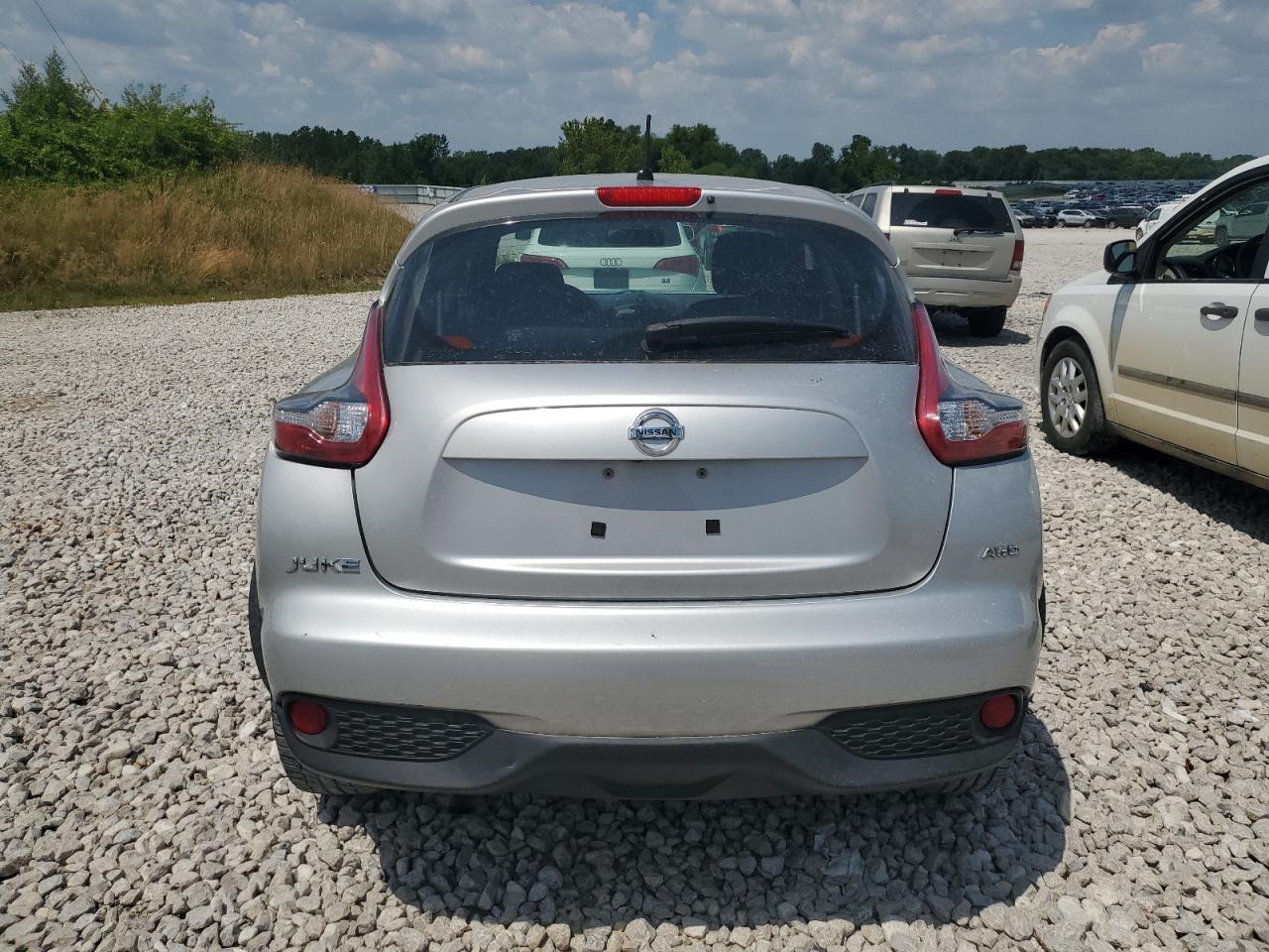 2015 Nissan Juke S VIN: JN8AF5MVXFT557810 Lot: 63036525