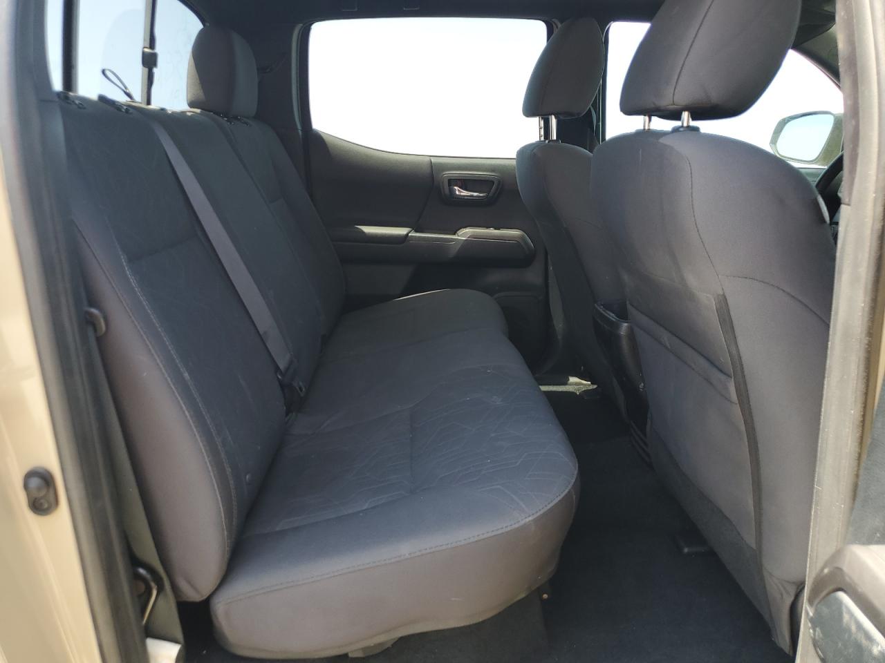 3TMAZ5CN7GM008795 2016 Toyota Tacoma Double Cab