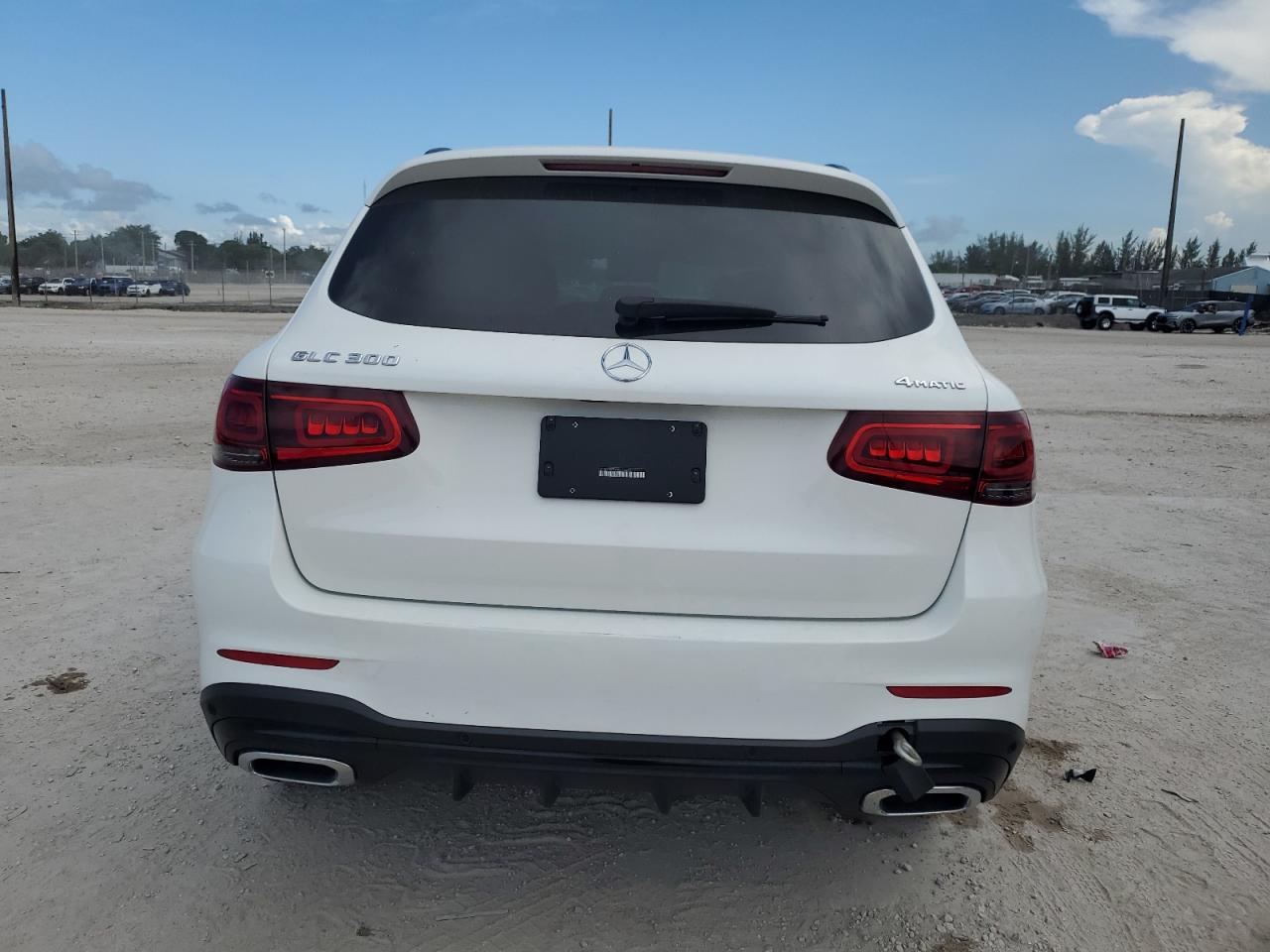 2022 Mercedes-Benz Glc 300 4Matic VIN: W1N0G8EBXNV375563 Lot: 63653775