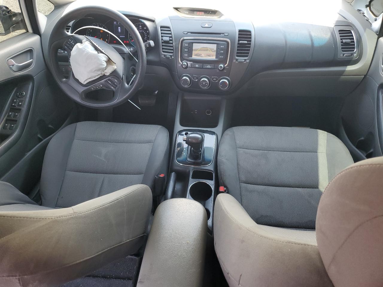 2018 Kia Forte Lx VIN: 3KPFK4A70JE281135 Lot: 65284045