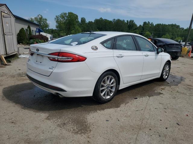  FORD FUSION 2017 Biały