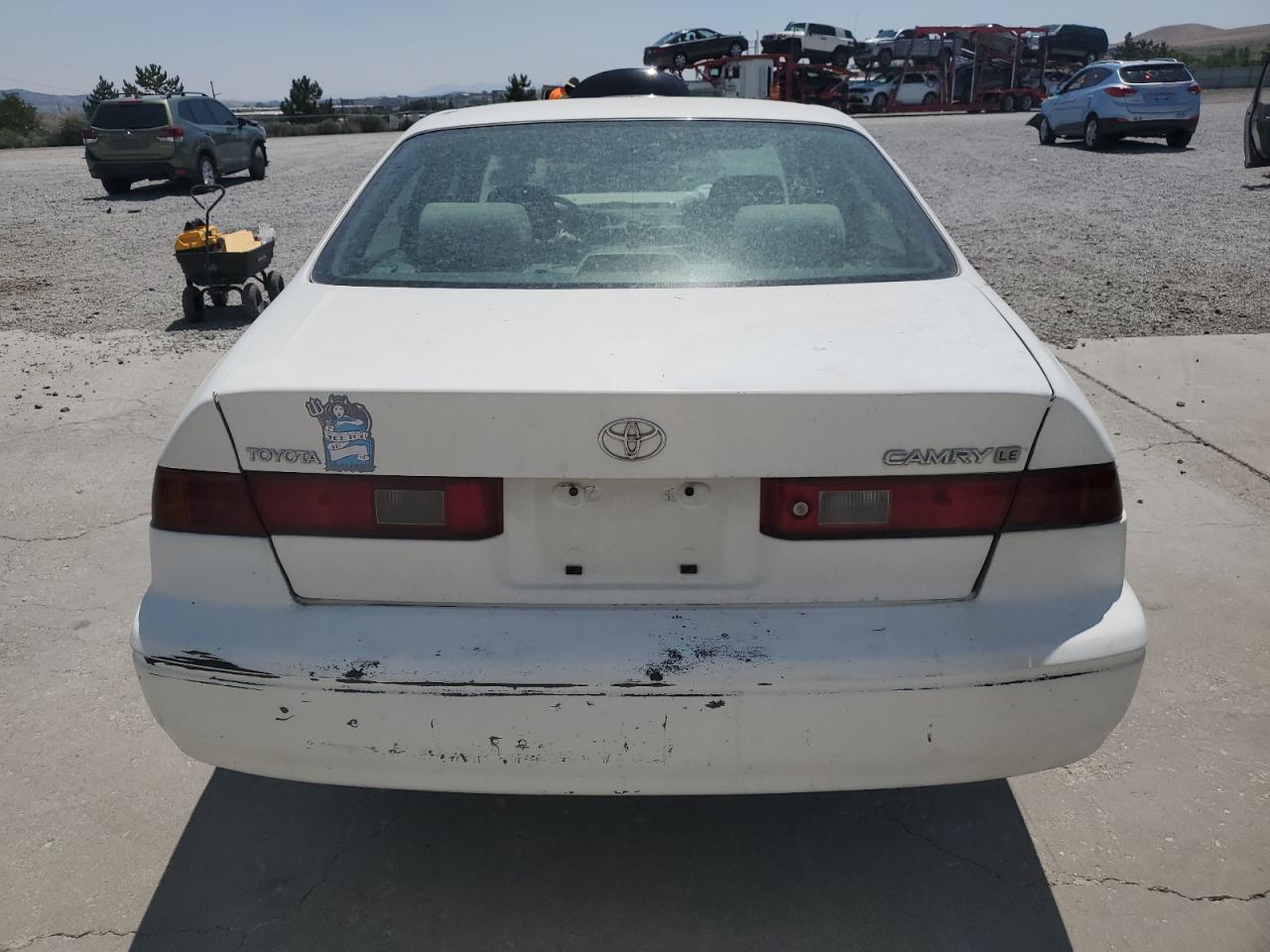 1999 Toyota Camry Le VIN: JT2BG22K1X0276270 Lot: 64312965