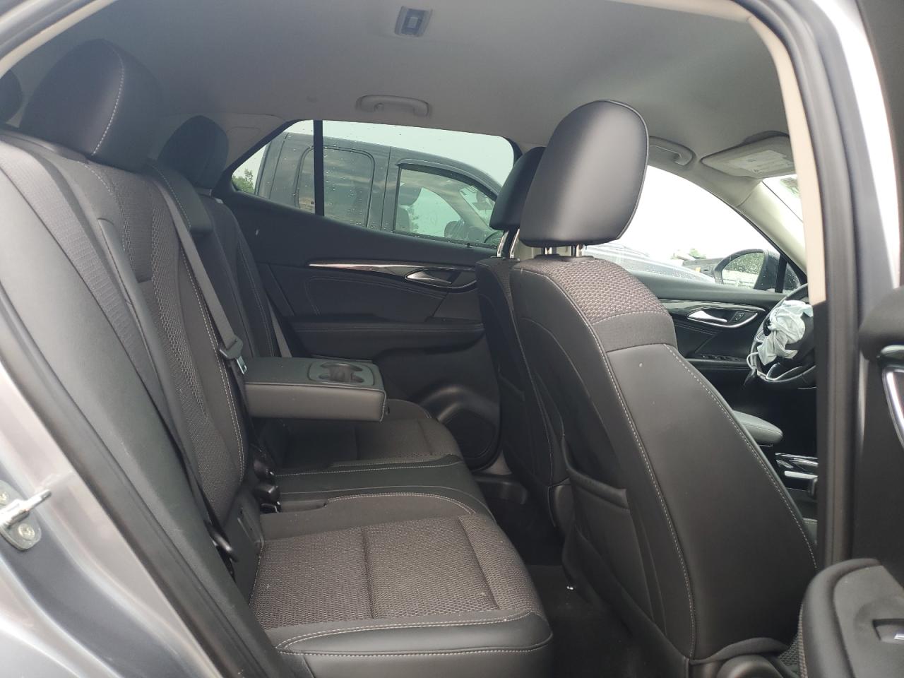 2022 Buick Envision Preferred VIN: LRBAZLR48ND111685 Lot: 66724075