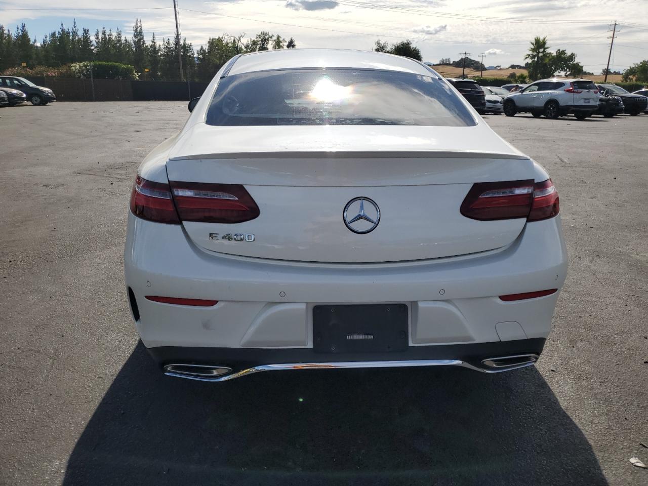 2018 Mercedes-Benz E 400 VIN: WDD1J6FB9JF018661 Lot: 65839555