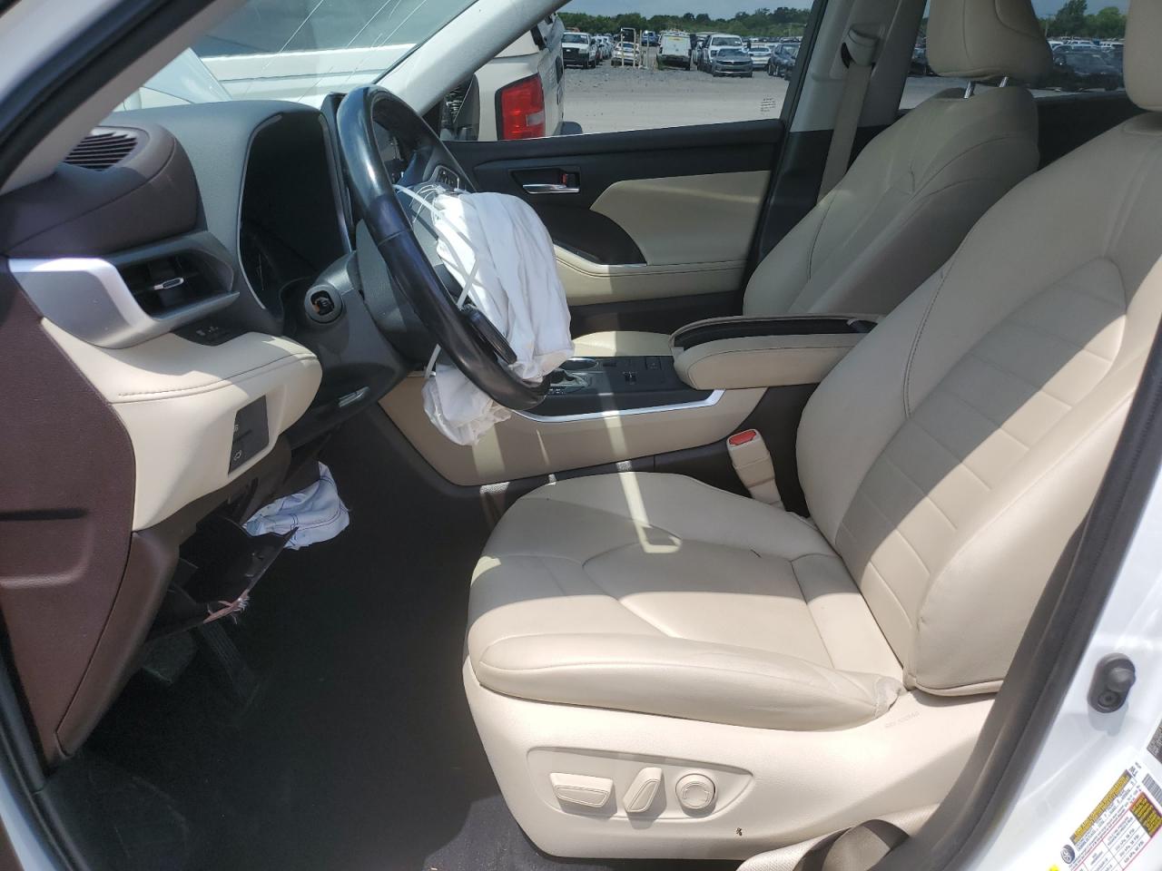 2020 Toyota Highlander Xle VIN: 5TDGZRAH5LS024065 Lot: 65084035