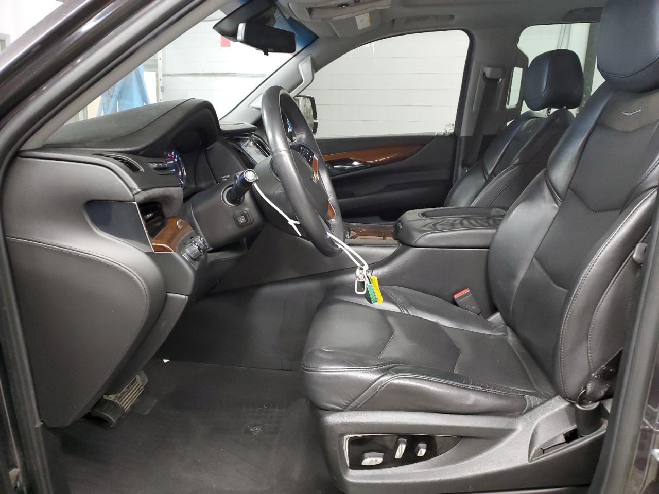 2018 Cadillac Escalade Luxury VIN: 1GYS4BKJ0JR158022 Lot: 63181085