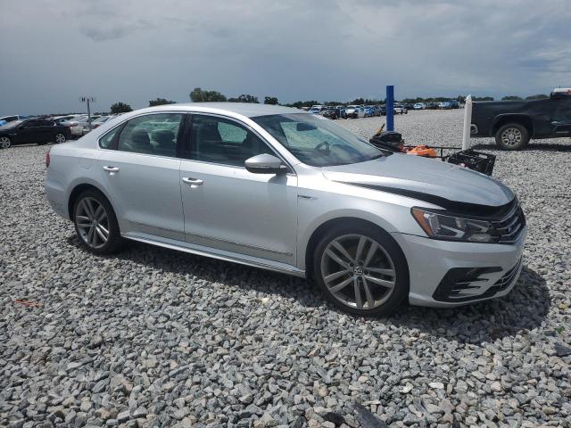  VOLKSWAGEN PASSAT 2017 Silver