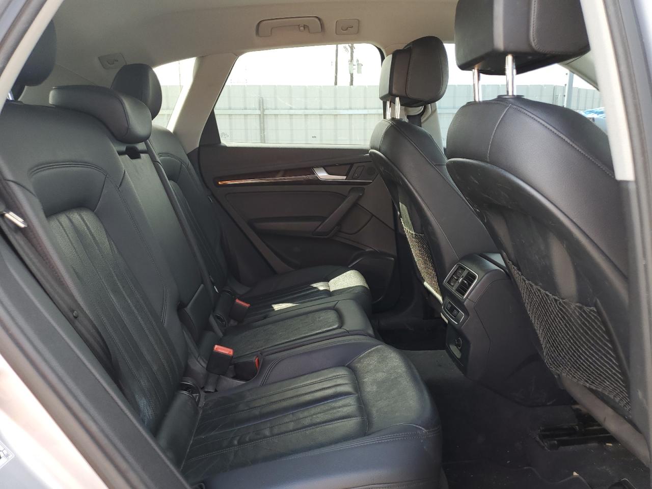 2018 Audi Q5 Premium VIN: WA1ANAFYXJ2155647 Lot: 64397905