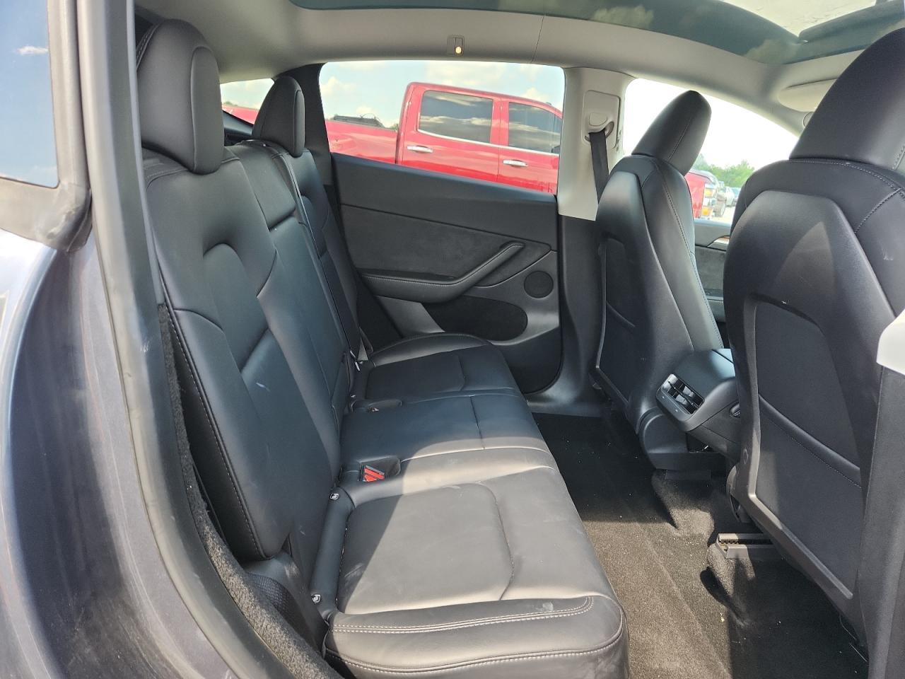 2023 Tesla Model Y VIN: 7SAYGDEE4PF709782 Lot: 62826475