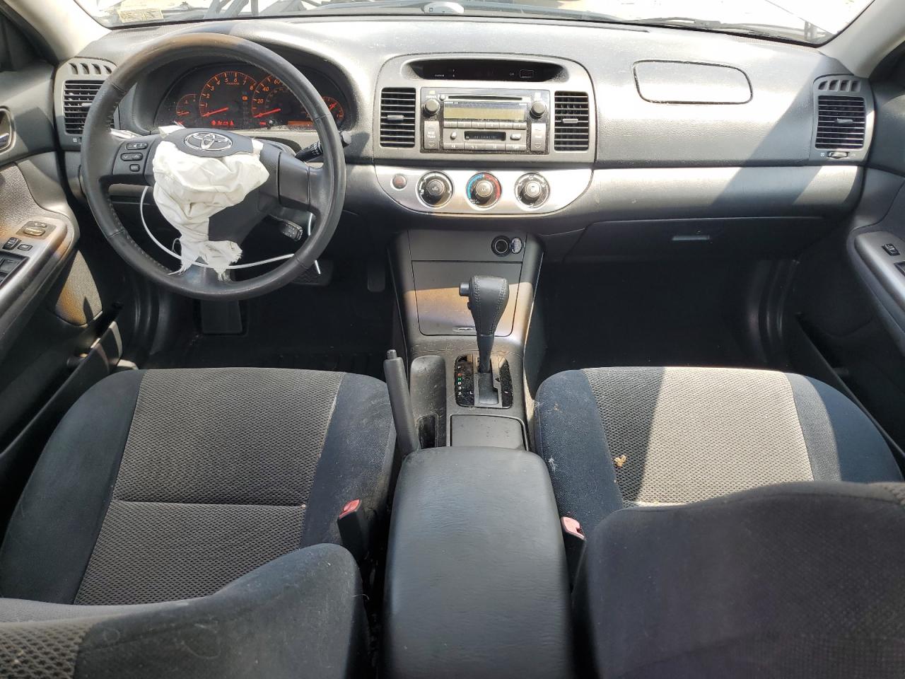 2005 Toyota Camry Le VIN: 4T1BE32K65U521035 Lot: 63691275