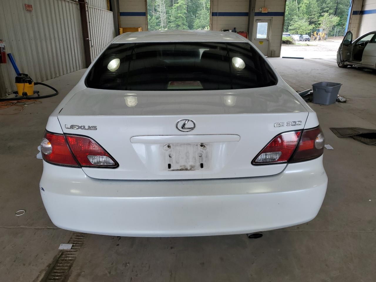 2002 Lexus Es 300 VIN: JTHBF30G825033662 Lot: 63764485