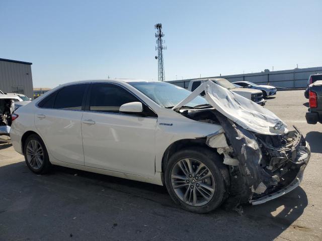 Седани TOYOTA CAMRY 2016 Білий