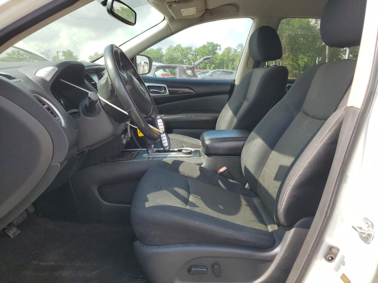 2018 Nissan Pathfinder S VIN: 5N1DR2MM9JC641787 Lot: 64389125