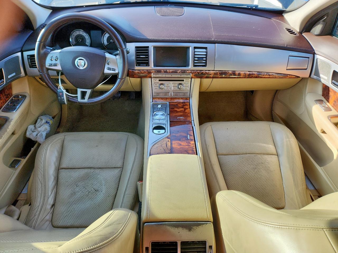 2009 Jaguar Xf Premium Luxury VIN: SAJWA06B69HR04385 Lot: 63601445