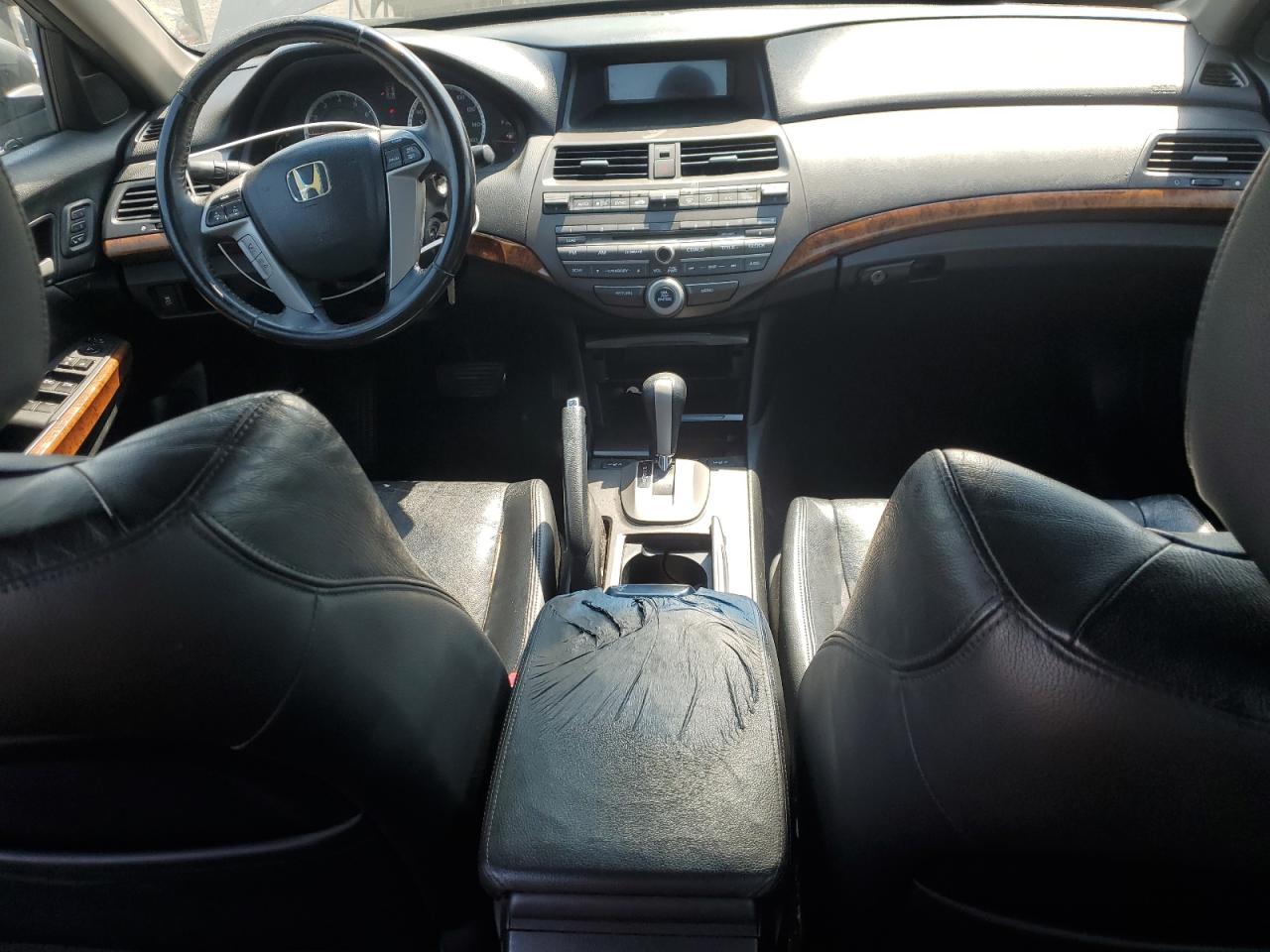 2011 Honda Accord Exl VIN: 1HGCP3F84BA003201 Lot: 63855475