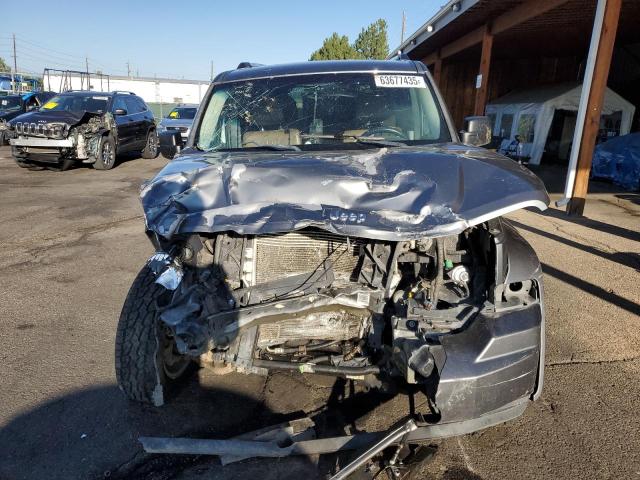 Parquets JEEP LIBERTY 2012 Szary