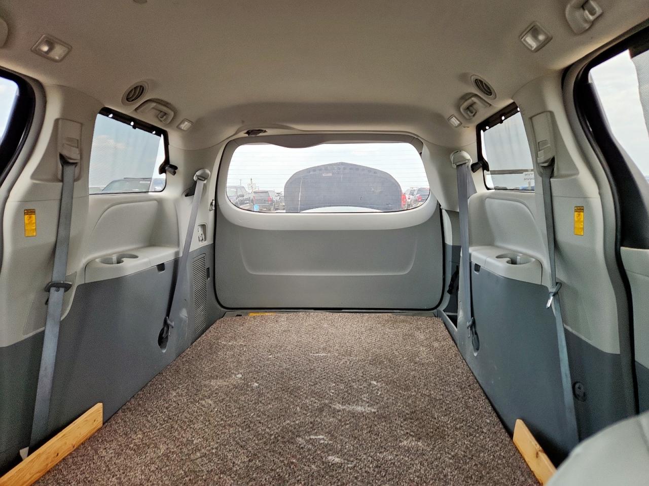 2014 Toyota Sienna Xle VIN: 5TDYK3DC9ES430309 Lot: 64769305