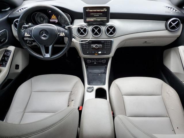 Sedans MERCEDES-BENZ CLA-CLASS 2014 Srebrny