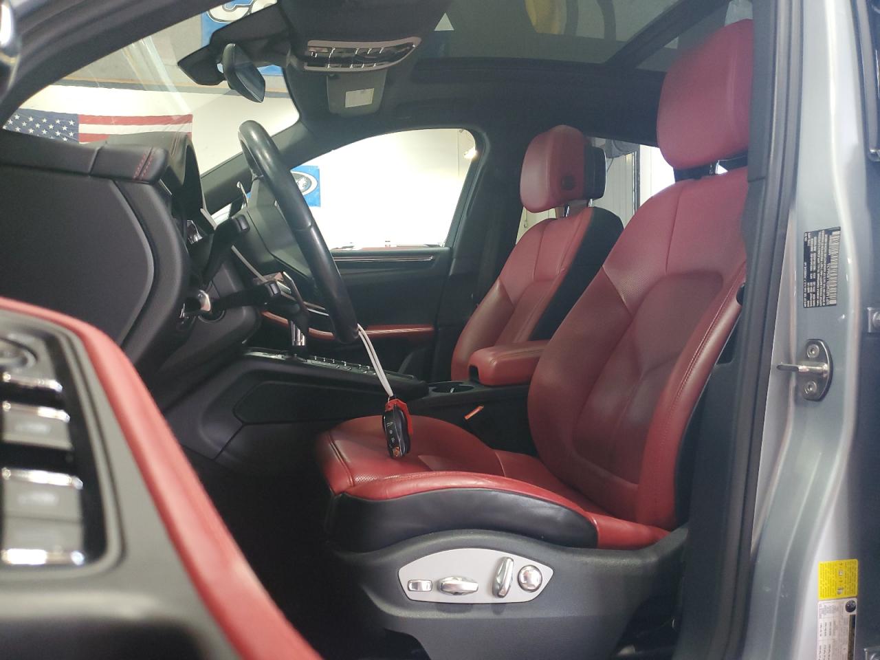 2020 Porsche Macan S VIN: WP1AB2A53LLB36676 Lot: 64854205