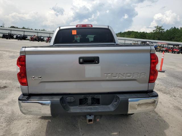  TOYOTA TUNDRA 2018 Silver