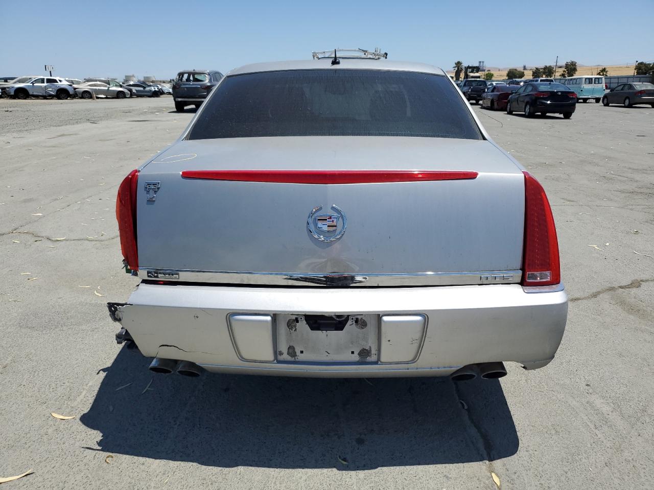 2008 Cadillac Dts VIN: 1G6KD57Y28U143190 Lot: 63269605