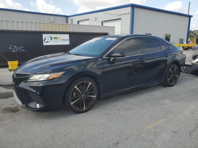  TOYOTA CAMRY 2018 Czarny