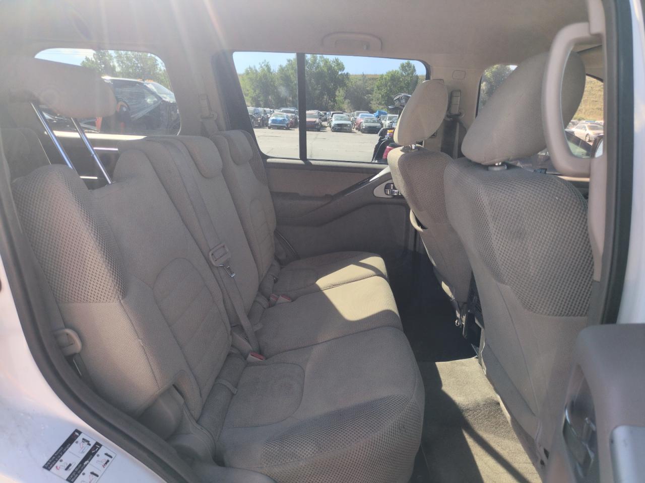 2010 Nissan Pathfinder S VIN: 5N1AR1NN7AC612132 Lot: 63628435