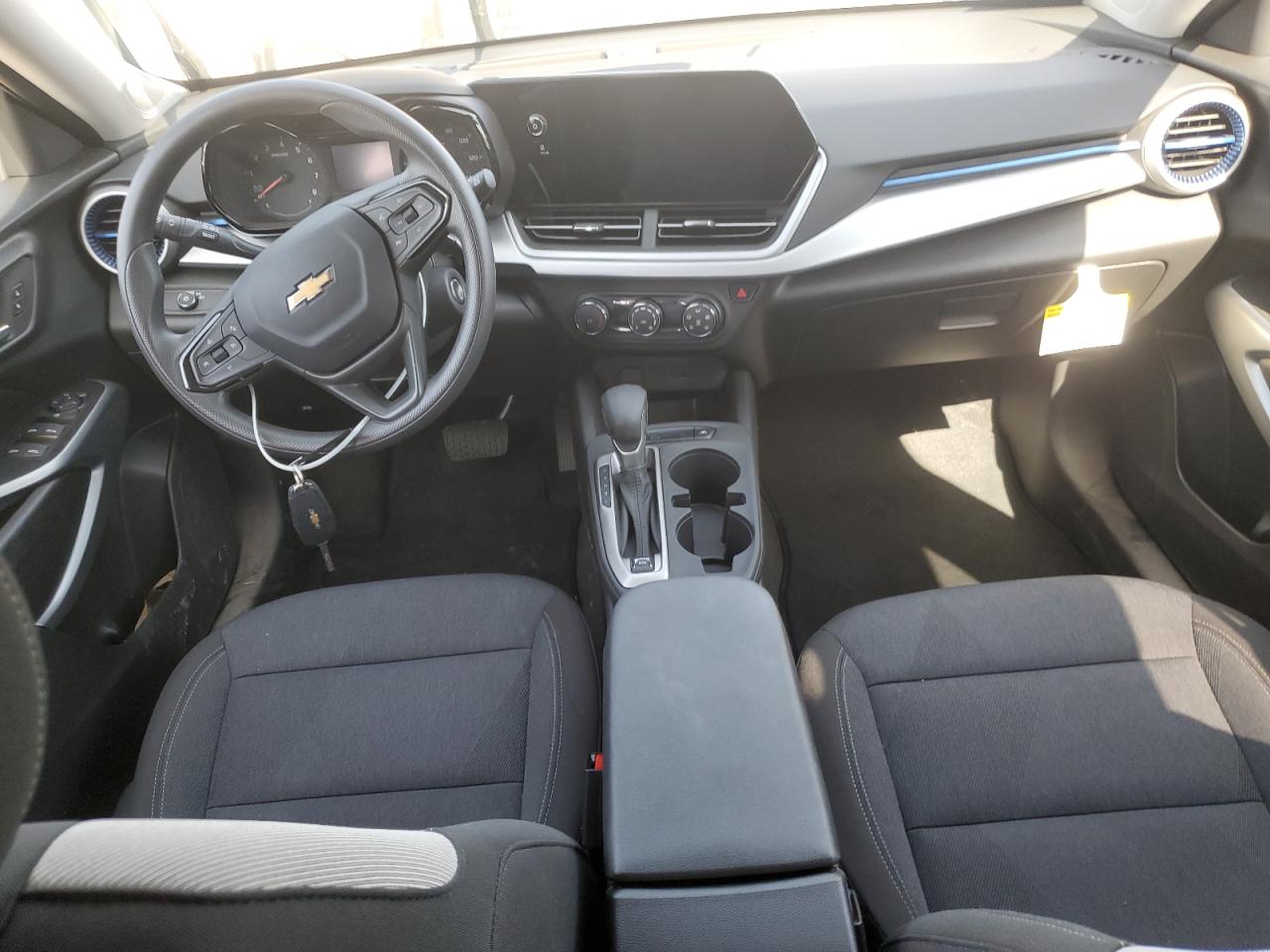 2024 Chevrolet Trax Ls VIN: KL77LFE21RC246065 Lot: 65909845